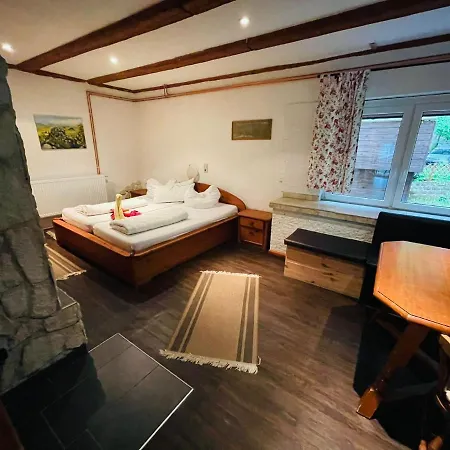 Ferienhaus-elisabeth Bungalow-tom Bungalow-peter Reinhardtsdorf-Schona